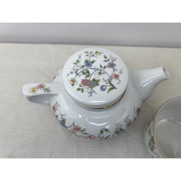 Vintage Andrea by‎ Sadek 3 pc Porcelain Teapot & Tea Cup Floral Made In Japan - Picture 3 of 9